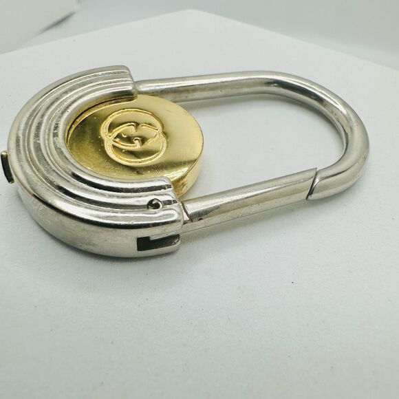 Gucci Interlocking G Two-Tone Key Ring - Picture 6 of 11